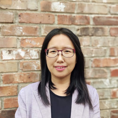 Headshot of Guanghua Shi, LPC