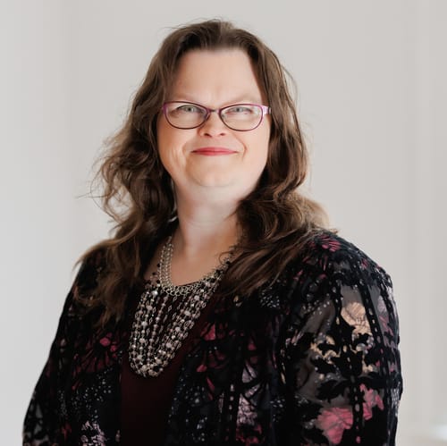 Headshot of April Mizell, LCMHC