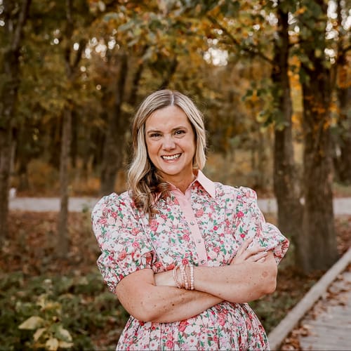 Headshot of Jennifer McDonald, LCSW