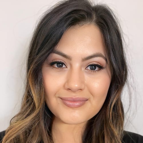Headshot of Saira Miranda, LCSW
