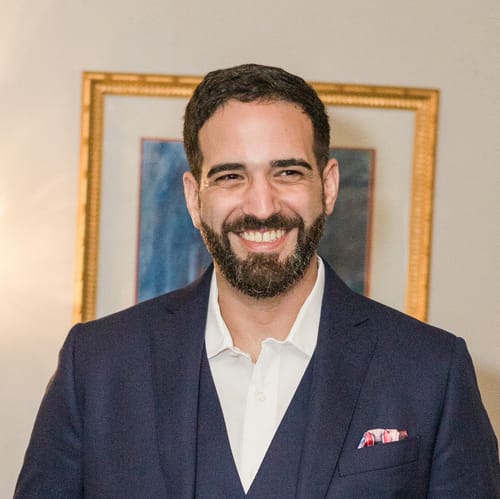 Headshot of Aaron Klein, LMHC
