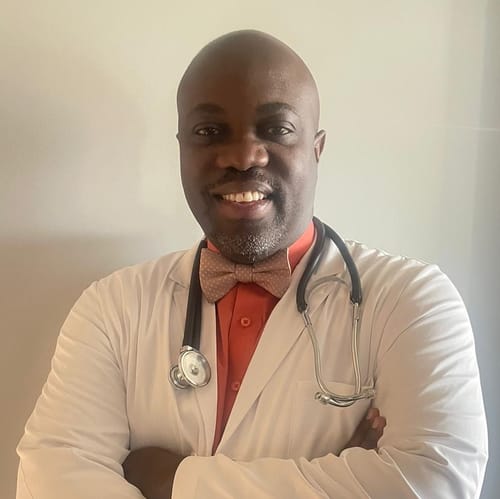 Headshot of Obafemi Akinsanya, APRN