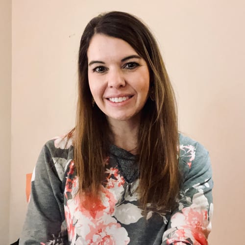 Headshot of Cassie Leonard-Pierce, LPC