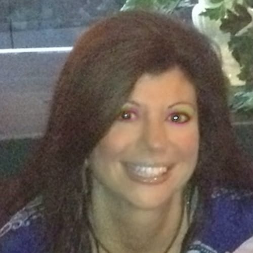 Headshot of Lynn Hartman, APRN