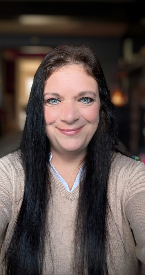 Headshot of Tara Degunya, LMHC