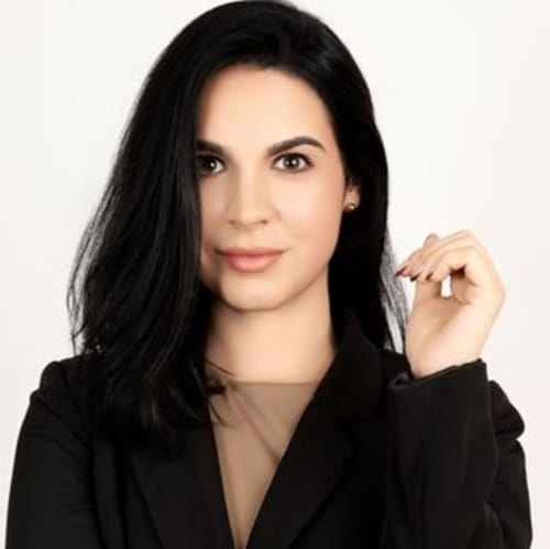 Headshot of Navila Cardosa, LMHC