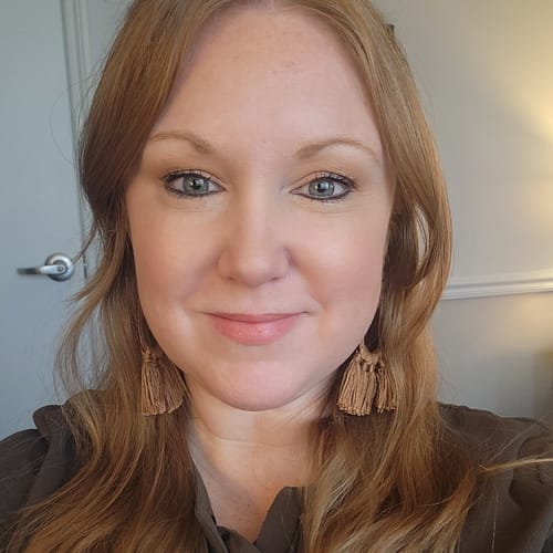 Headshot of Amber Bouwkamp, LMSW