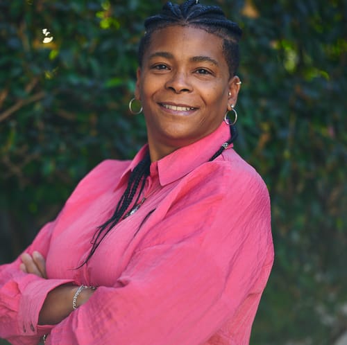 Headshot of Euraina Barnes, LMHC