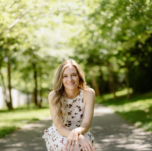 Headshot of Chelsea Hayas-Keller, LCSW
