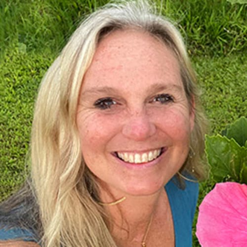 Headshot of Kimberly Gladysz, LPCC