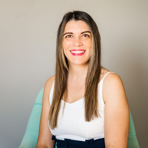 Headshot of Stephanie Moir, LMHC