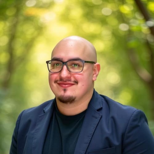 Headshot of Stefan Stanjevic, LCSW