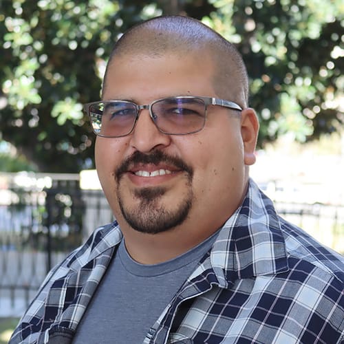 Headshot of Andrew Gonzalez, LMFT