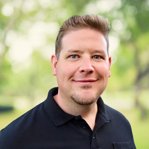 Headshot of Nick Worstell, LPC