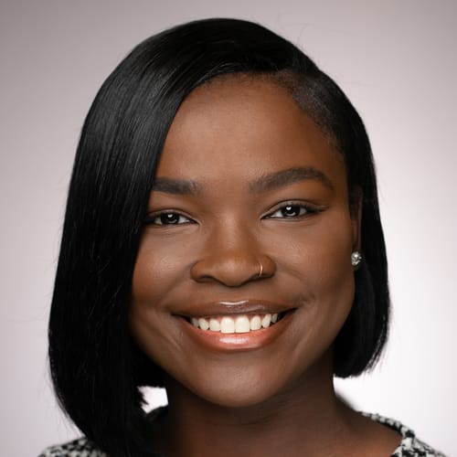 Headshot of Tennazha Bradley, LMHC
