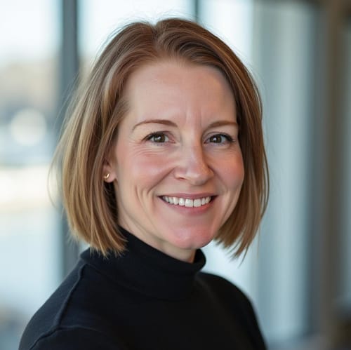 Headshot of Carrie Ison, LCSW