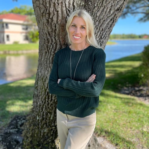 Headshot of Christine Hiler, LICENSED_PSYCHOLOGIST