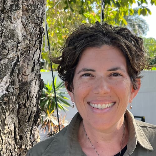 Headshot of Lisa Cohen, LMHC