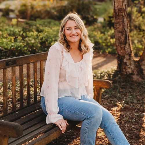 Headshot of Jessica Niedermeier, LMHC_OUT_OF_STATE