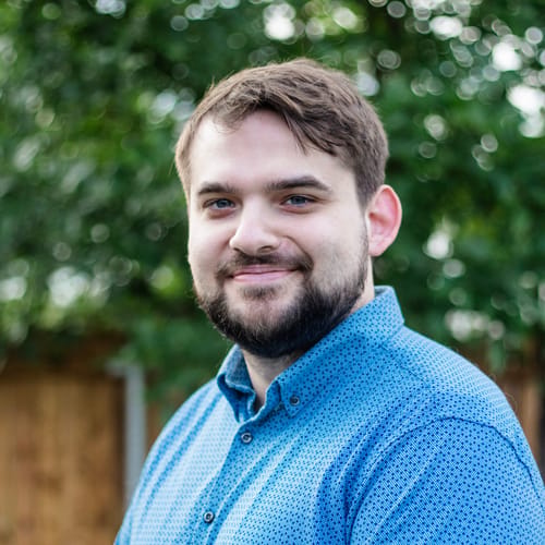 Headshot of Travis Smith, LPC