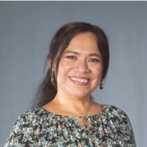 Headshot of Alejandra Vachon, LMFT