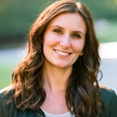 Headshot of Lisa Summerlin, APRN