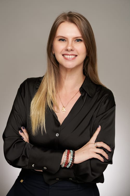 Headshot of Daria Mokhnach, LMHC_OUT_OF_STATE