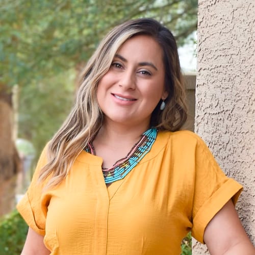 Headshot of Iliana Tintos, LPC