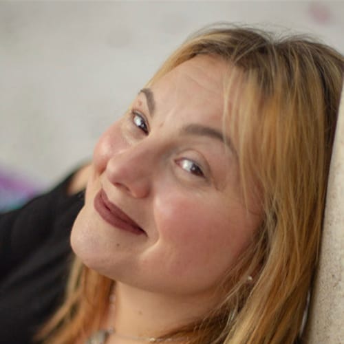 Headshot of Sassia Hochberg, LMFT