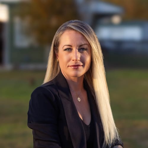 Headshot of Alexis Farrell-Walsh, LCSW