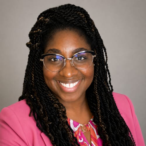 Headshot of Fiona Whitehead, LPC