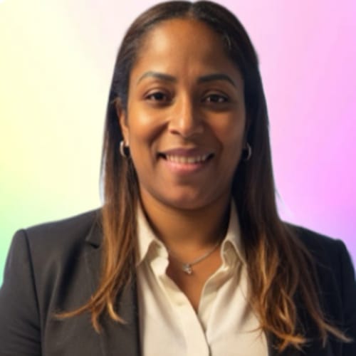 Headshot of Mariela Romero, CPC