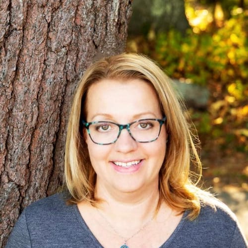 Headshot of Corrine Potter, APRN