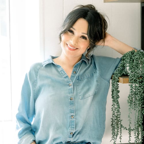 Headshot of Carla Sotelo, LMFT