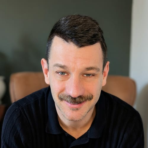 Headshot of Matt Renoux, LISW