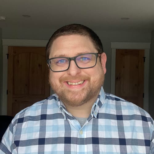 Headshot of Nathaniel Lutz, LCPC