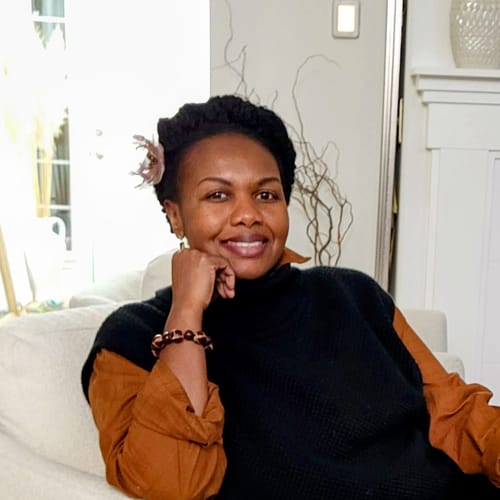 Headshot of Tsitsi Solani, LCSW
