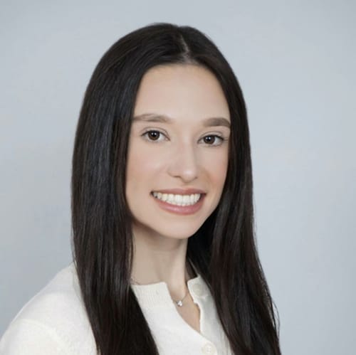 Headshot of Alyssa Goldenberg-Moslow, LCSW