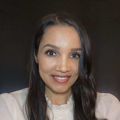 Headshot of Andrea Hinton, APRN_CNP