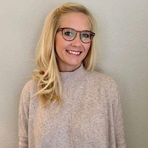 Headshot of Elisabeth Burleson-Porras, LCSW