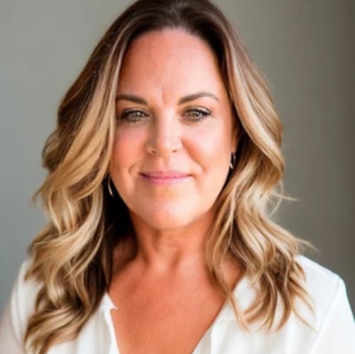Headshot of Erin McHugh, LMHC