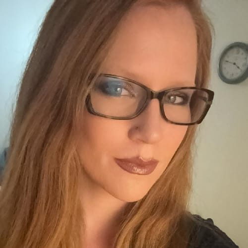 Headshot of Kim Jenkins, LMFT