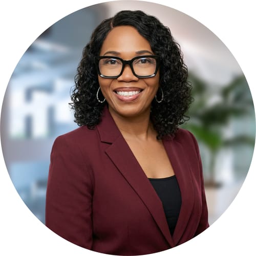Headshot of Shawnda Dewberry, LMSW