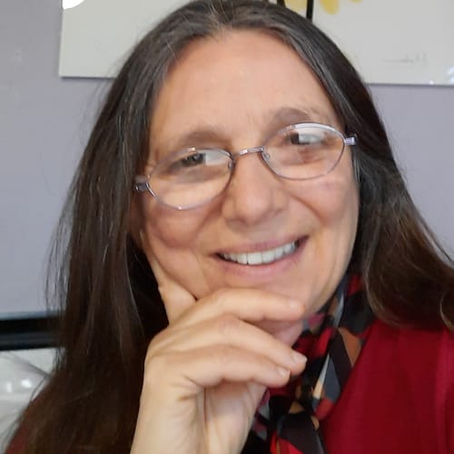 Headshot of Rosa Di Lorenzo, CP