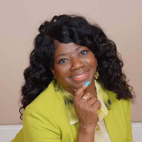 Headshot of Sheila Reaves, LPC