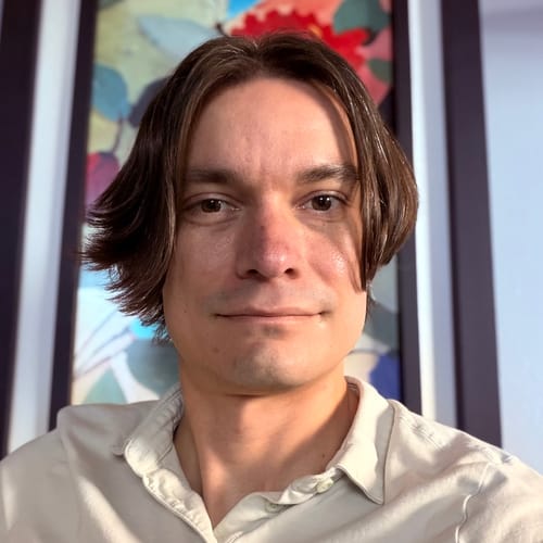 Headshot of Aaron Packingham, LCSW