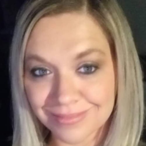 Headshot of Shawna Noble, LMHC