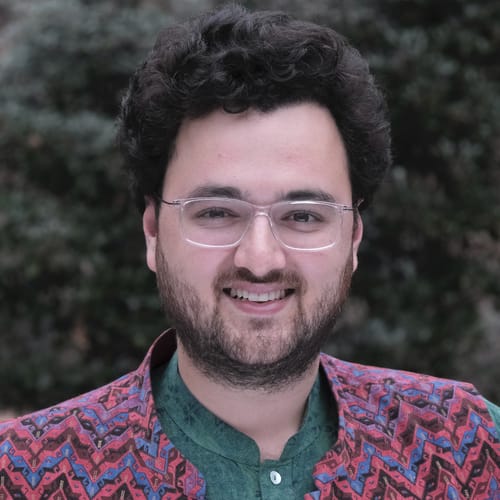 Headshot of Manas Winfield, LCSW