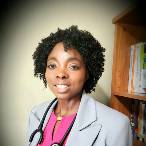 Headshot of Vannessa Davis, APRN