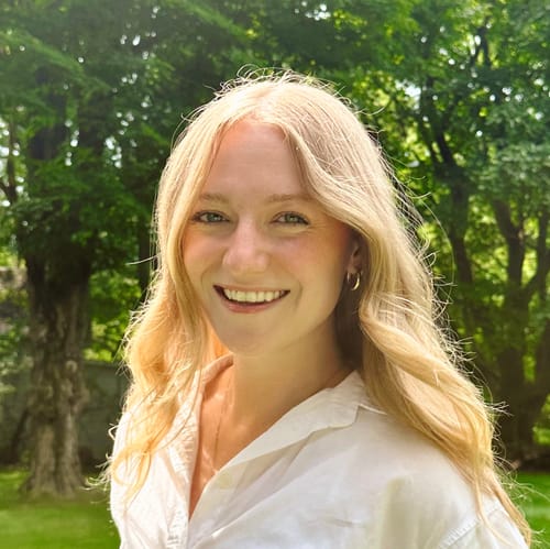 Headshot of Callie Buchan, LMHC